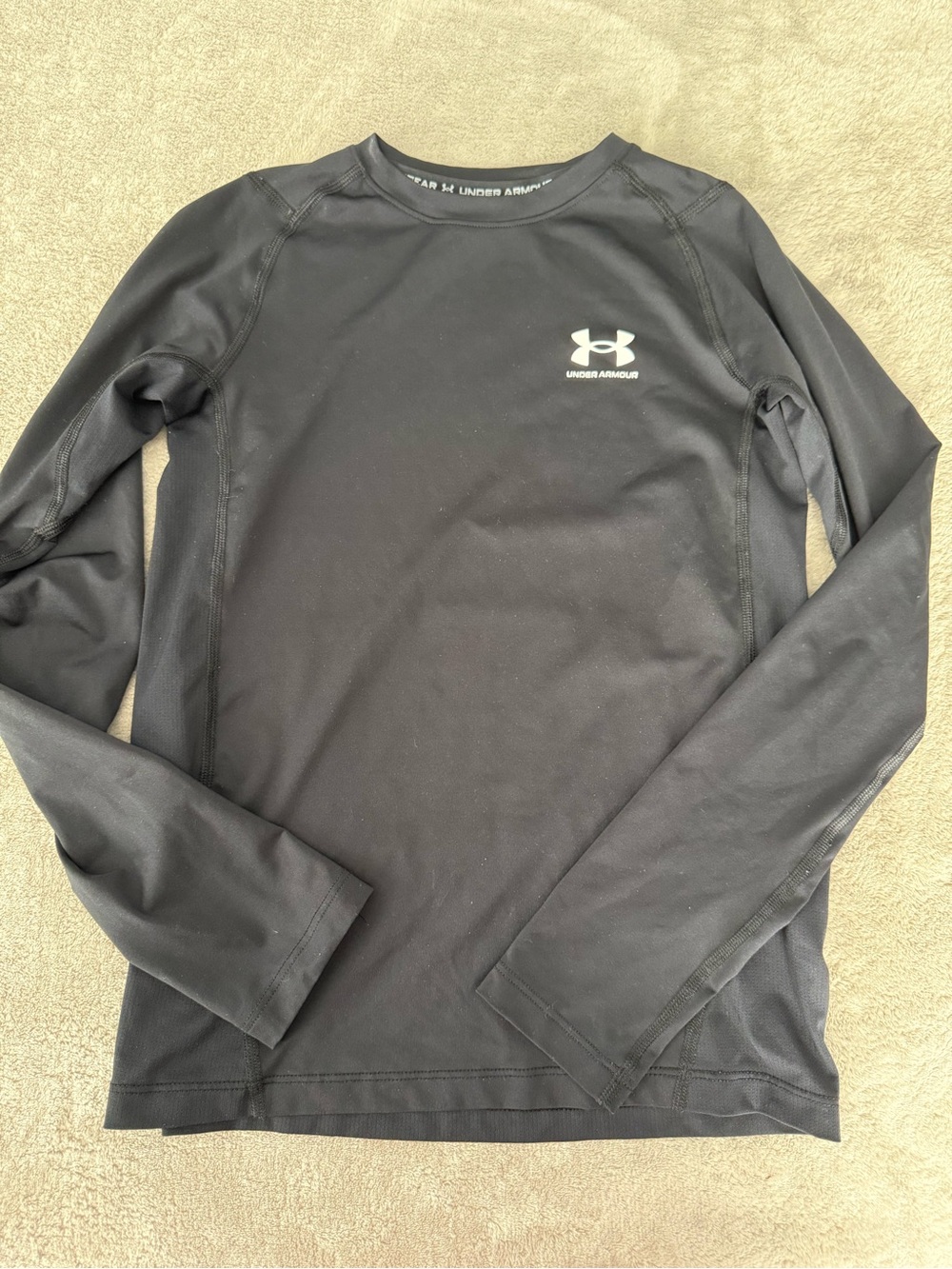 Youth Under Armour Heat Gear L/S Tee Wicking Base Later in Black Sz Medium